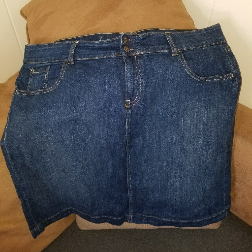 Old navy denim skirt